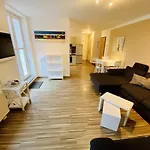 Charlotte, Direkt Am Kurpark Apartment Rostock
