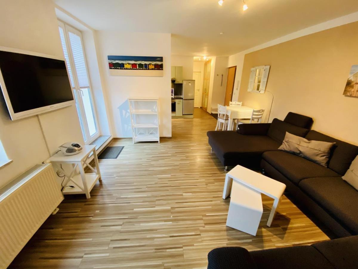 Charlotte, Direkt Am Kurpark Apartment Rostock